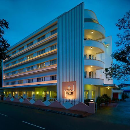 Grand Hotel Kochi Kültér fotó