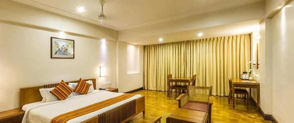 Grand Hotel Kochi Kültér fotó