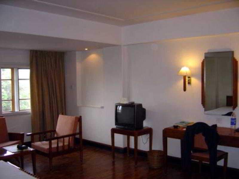 Grand Hotel Kochi Kültér fotó