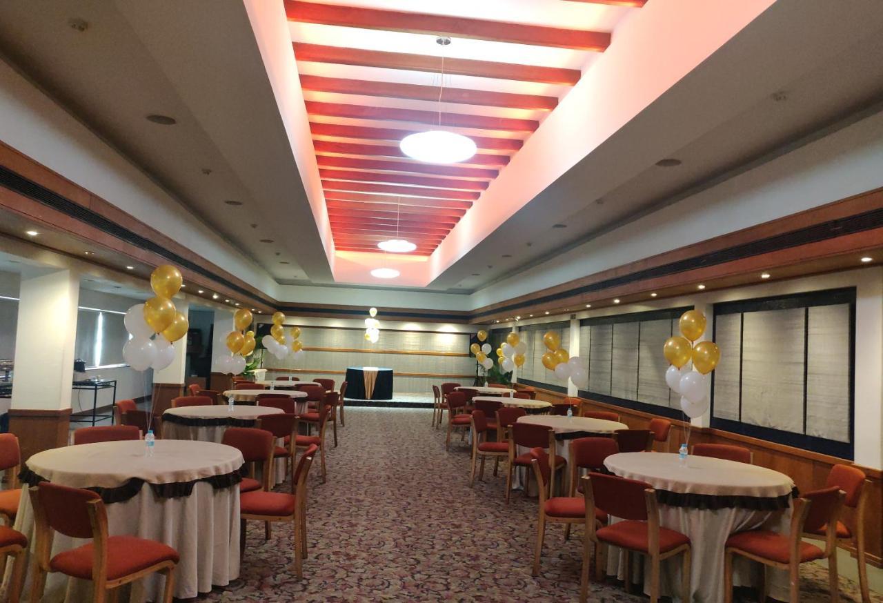 Grand Hotel Kochi Kültér fotó