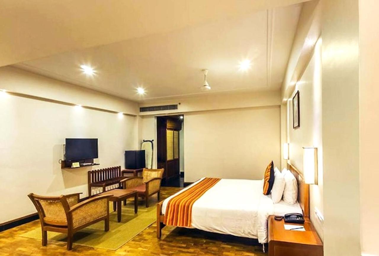 Grand Hotel Kochi Kültér fotó